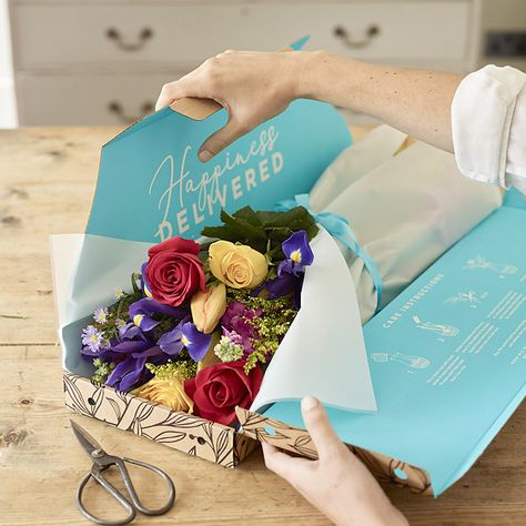 Flowers in letterbox packaging 🌹ᘡ21ℓv21ᘠ□☆□ ❉ღϠ❋花❋₡ღ✻↞❁✦彡 ●⊱❊⊰✦❁ ڿڰۣ❁ ℓα-ℓα-ℓα вσηηє νιє ♡༺✿༻♡·✳︎· 真❀‿ ❀ ·✳︎ ·☘‿FR Jan 29 2021‿☘ ✨ gυяυ ✤ॐ ✧⚜✧🌻🦁🐾🌻 ❦♥⭐♢∘❃♦♡❊ нανє α ηι¢є ∂α�у ❊ღ༺✿༻✨♥♫ ~*~ 💐🌺💐♪♕✫❁✦⊱❊⊰●彡✦❁↠ ஜ21ℓv21ஜ🌹 Letterbox Packaging, Letterbox Flowers, Tea Packaging Design, Most Popular Flowers, Get Well Wishes, Flowers Delivery, Cheap Flowers, Flower Gift Ideas, Fresh Flower Delivery