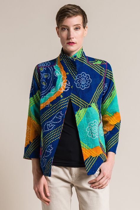 $595.00 | Mieko Mintz 4-Layer Custom SF Print Short Jacket | Mieko Mintz creates clothing from vintage saris, which are upcycled into new fashion. The reversible clothing is an artful multi-pattern combination of by Mieko that is then made into kantha fabric. Sold online and in-store at Santa Fe Dry Goods in Santa Fe, New Mexico. Patchwork Skirts, Reversible Clothing, Chrysoprase Necklace, Santa Fe Dry Goods, Patchwork Fashion, Quilted Sweatshirt, Kantha Fabric, Kantha Jacket, Patchwork Jacket