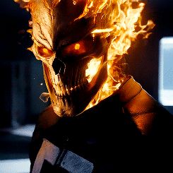 † ✙  SCARY HALLOWEEN!!! ✙ † Robbie Reyes Icon, Ghost Rider 2007, Robbie Reyes, Ghost Rider Pictures, Fire Animation, Spirit Of Vengeance, Foto Top, Best Comic Books, Marvels Agents Of Shield