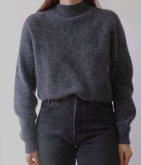 Lunares Vintage on Instagram: “DM to purchase—Favorite minimal angora/rabbit hair/ lambswool fuzzy gray mock neck sweater. Lightweight, simple essential with the softest…” Mock Neck Outfit, Turtle Neck Sweater Outfit, Turtleneck Sweater Outfit, Mockneck Sweater, Mock Turtleneck Sweater, Angora Rabbit, Mock Turtleneck, Mock Neck Sweater, Grey Sweater