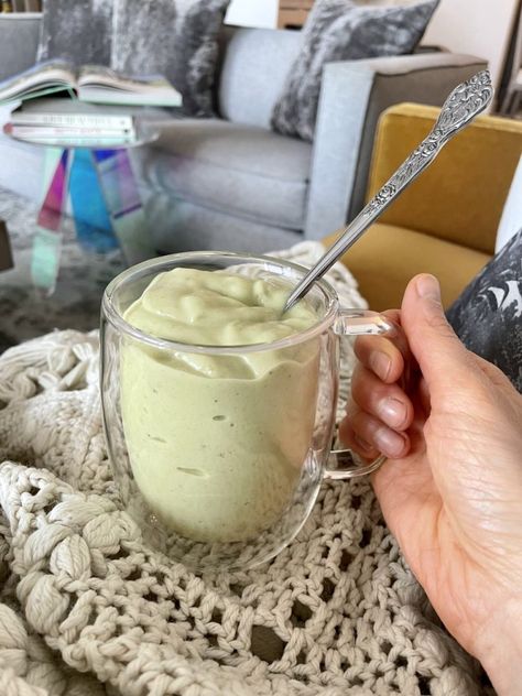 Avocado And Banana Smoothie, Almond Daughter, Banana Juice, Avocado Banana Smoothie, Glowing Green Smoothie, Avocado Smoothie Recipe, Banana Chia Pudding, Banana Health Benefits, Potassium Foods