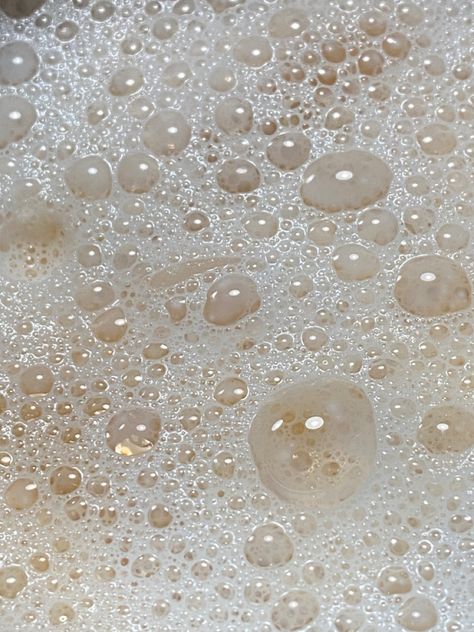 Bubbles Product Photography, Bubbly Aesthetic, Bubbles Aesthetic, Layout Insta, Film Moodboard, Clean Core, Floating Bubbles, Gifts Banner, Banner Discord