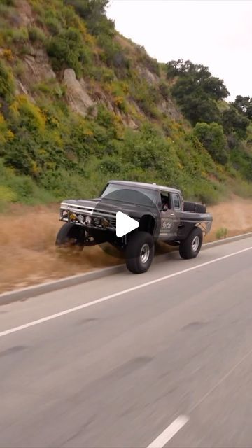 Lifted Cars Offroad, Flatbed Truck Ideas, Ford Work Trucks, Ford Obs, Big Monster Trucks, Drift Truck, Female Trucks, F100 Truck, Rat Rod Truck