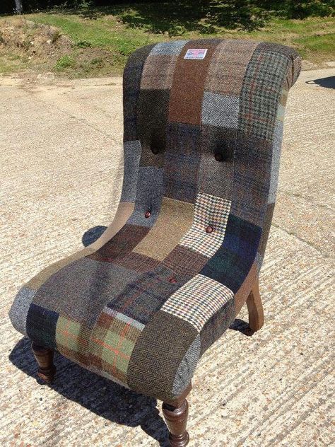 Diy insp Patchwork Upholstery, Patchwork Furniture, Patchwork Chair, Victorian Furniture, Upholstered Chair, Funky Furniture, Interior Design Diy, Diy Chair, Chair Upholstery