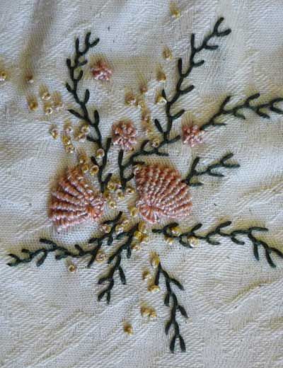 How To Embroider Sea Shells, Embroidered Sea Shells, Embroidered Seaweed, Seaweed Embroidery, Sea Shell Applique, Embroidery Shells, Shells Embroidery, Seashells Embroidery Designs, Seashell Embroidery