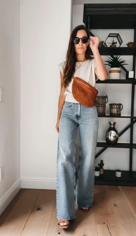 Casual Sheek Outfits Summer, 40 Years Old Women Outfits, 40 Year Old Summer Outfits, Over 40 Styles For Women, Womens Style 2024, Trendy Mom Outfits Summer 2024, 40s Outfits For Women, Trending Summer Outfits 2024, 2024 Casual Outfits