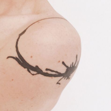 Arrival tattoo Linguistic Tattoo, Arrival Movie Tattoo, Enso Wave Tattoo, Inception Tattoo, Arrival Tattoo, Tattoo Infinity, Taboo Tattoo, Movie Tattoo, Infinity Tattoos