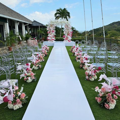 #PrettyInPink the Izma way 🥰. 🌸 🌸 Decor and florals by us @izmadesigns Venue @caymanasgolfclub 🌸 🌸 #IzmaDesigns #Wedding #LuxurySilkFlowers #weddingceremony #Love #ISaidYes #IDo #PinkWedding Event Stage Design Backdrops, Wedding Stage Ideas, Backyard Garden Wedding, Wedding Stage Backdrop, Church Wedding Decorations, Wedding Stage Design, Stage Ideas, Modern Backyard Landscaping, Event Stage