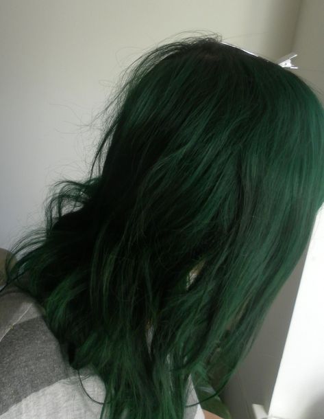 Dark Green Hair, Hair Color Pastel, Manic Panic, Pastel Hair, Dye My Hair, Hair Dye Colors, Hair Inspiration Color, Hair Inspo Color, Hair Envy