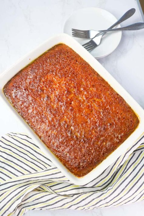 Malva Pudding - Immaculate Bites South African Malva Pudding Recipe, Easy Malva Pudding Recipe, Malva Pudding South Africa Recipes, Best Malva Pudding South Africa, Malva Pudding South Africa, Malva Pudding Recipe, Dessert Favorites, South African Desserts, Pudding Cupcakes