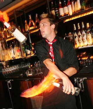 Flair Bartender #bydzign #vegasevents #entertainment #entertainmentbydzign For more info on booking/pricing visit www.by-dzign.com Back Of House, Front Of House, The Restaurant, News Blog, Social Networks, Save You, Spectacles, Talk Show, Entertainment