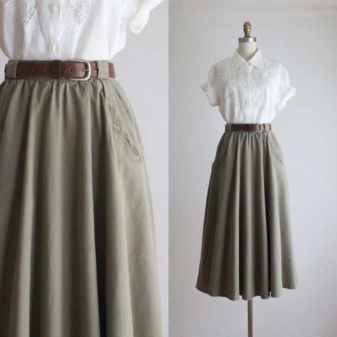 Shirt And Skirt Outfit, Midi Skirt With Belt, Minimal Stil, Embroidered Linen, Vintage Blouse, Linnet, Linen Blouse, 가을 패션, Mode Vintage