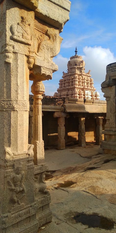 Andhra Aesthetic, Lepakshi Temple Photography, Indian Archaeology, Lepakshi Temple, Marvellous Creations, Ancient Background, Ancient History Archaeology, Landscape Reference, Ancient Drawings