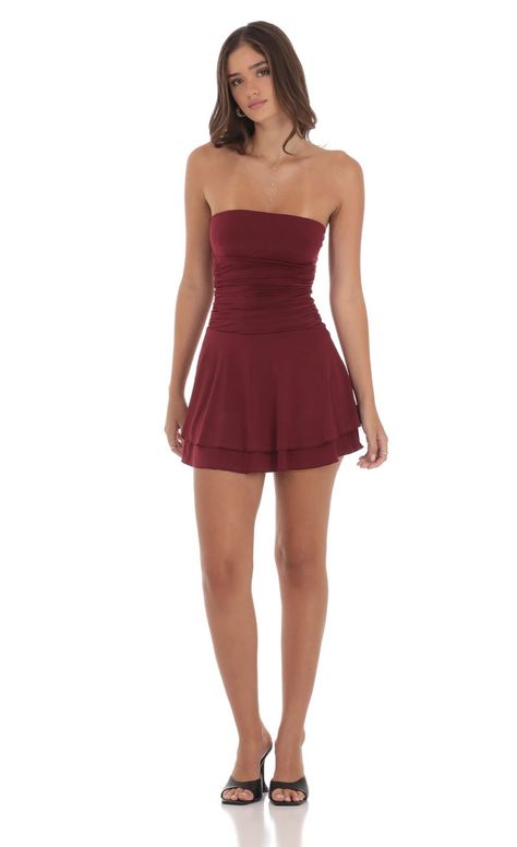 Strapless Ruched A-line Dress in Maroon | LUCY IN THE SKY Maroon Hoco Dress, Wine Red Dress Short, Dark Red Short Dress, Strapless Dress Short, Winter Formal Dresses Short, Short Maroon Dress, Cute Dresses For Dances, Maroon Homecoming Dress, Dressy Summer Dresses