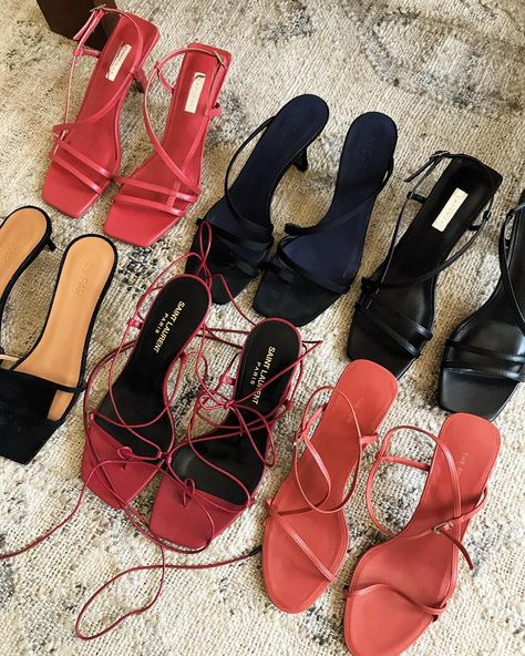 Monikh Dale on Instagram: “‘The Carrie Heel’ - a strappy, minimalist kitten heel, the heel of SS19. Head to Monikh.com for an edit of the best to buy now 👡👡👡” Paris Mood, Hak Tinggi, Quoi Porter, Trending Sandals, Easy Style, Shoe Inspiration, Aesthetic Shoes, Mode Inspo, Pretty Shoes