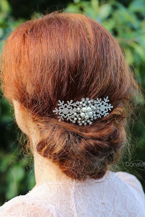 This Wedding Decorative Combs item by ArtDecoByDonatale has 87 favorites from Etsy shoppers. Ships from United Kingdom. Listed on 24 Oct, 2023 Snowflake Headpiece, Snowflake Hair, Bridesmaid Headpiece, Gold Hair Comb Wedding, Gold Bridal Hair Comb, Winter Wedding Hair, Snowflake Wedding, Prom Hair Accessories, Gold Hair Comb