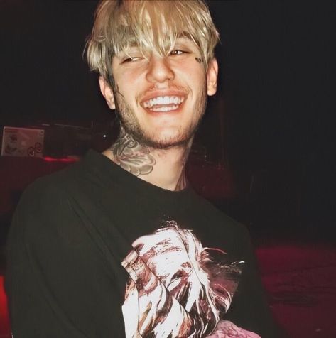 Lil Peep Photos, Lil Peep Lyrics, Lil Peep Hellboy, Goth Boy, Ghost Boy, Little Bo Peep, Photo Wall Collage, Lil Baby, Last Fm