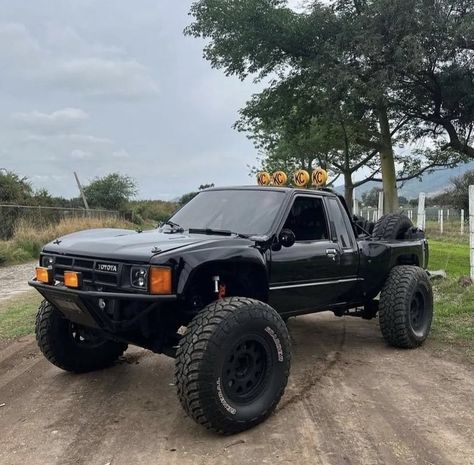 Toyota Prerunner, Toyota Pickup 4x4, Tacoma Mods, Baja Truck, Toyota Truck, Trophy Truck, Pre Runner, Toyota 4x4, Toyota Pickup