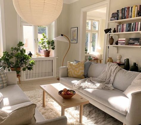 Apartment Decor Inspiration, Apartment Inspiration, Living Room Inspo, A Living Room, Apartment Room, Apartment Interior, Living Room Inspiration, Dream Home Design, Apartment Living