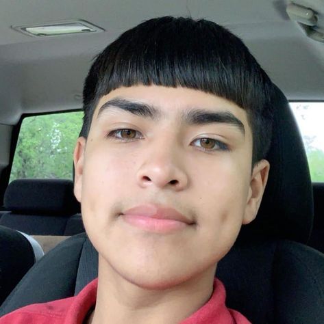 If you seen him what would you do Boys Edgar, Mexican Haircut, Edgar Cut Meme, Mexican Haircuts, Edgar Cut Hair, Edgar Haircut, Langer Pony, Marc Bartra, Low Skin Fade