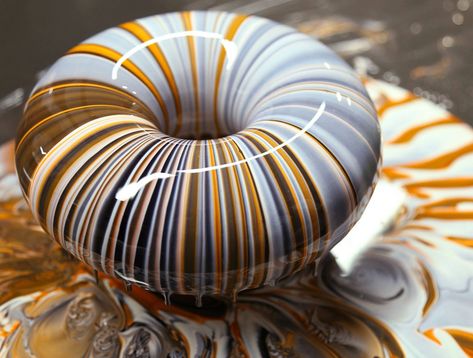 19 Oddly Satisfying and Visually Stunning Images - Wow Gallery Satisfying Photos, Piano Cakes, Satisfying Pictures, Glazed Doughnuts, Mirror Glaze, Most Satisfying, Oddly Satisfying Videos, Oddly Satisfying, Almost Perfect