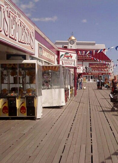 GREAT YARMOUTH PIER. THE HOKEY POKEY MAN AND AN INSANE HAWKER OF FISH BY CONNIE DURAND. AVAILABLE ON AMAZON KINDLE Great Yarmouth England, Uk Girl, English Seaside, British Holidays, Hokey Pokey, Norfolk Uk, Norfolk Broads, Norfolk England, British Seaside