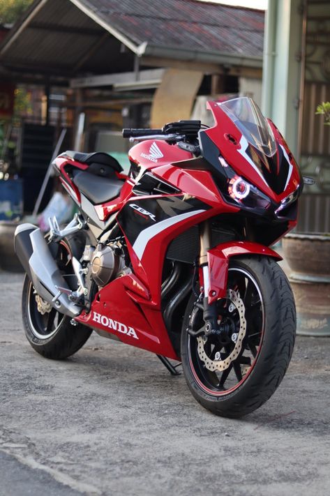 Racing Wallpaper, Yamaha R3, My 2022, Custom Sport Bikes, Crotch Rocket, Sports Bike, Demon Eyes, My Demon, Concept Motorcycles