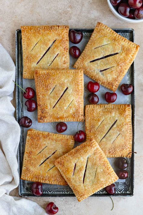 Easy Orange Pound Cake, Cherry Hand Pies Recipes, Buttery Flaky Pie Crust, Pie Crust From Scratch, Cherry Hand Pies, Cherry Pie Recipe, Homemade Pie Crust, Hand Pie Recipes, Fresh Cherry