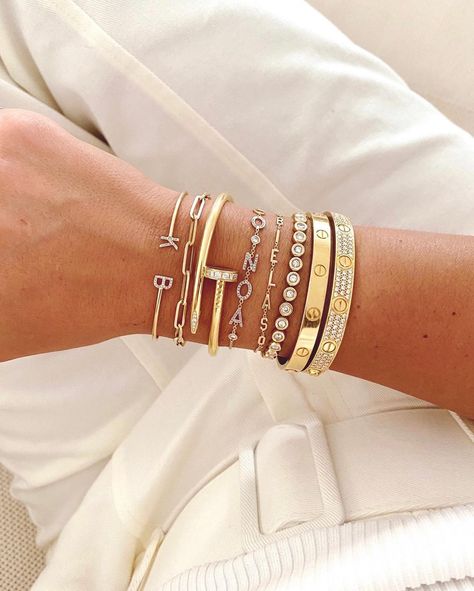 Kelly Bello® on Instagram: “Golden Rule • Gold is always a good idea 🤍” Letter Bracelet, Bangles Jewelry Designs, Heart Chain, Cool Gifts For Women, Bezel Set Diamond, Diamond Charm, Initial Bracelet, Uppercase Letters, Engraved Jewelry