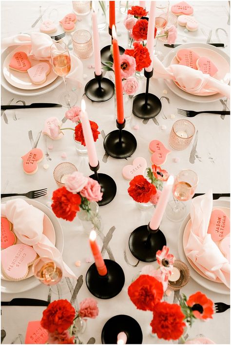 Dreamy Valentines Aesthetic, Valentine S Day Food, Bridal Shower Themes Valentines Day, Galentines Brunch Tablescape, Fancy Galentines Party, Simple Valentines Party Decor, February Theme Party, Galentines Party Tablescape, Valentine’s Day Party Themes