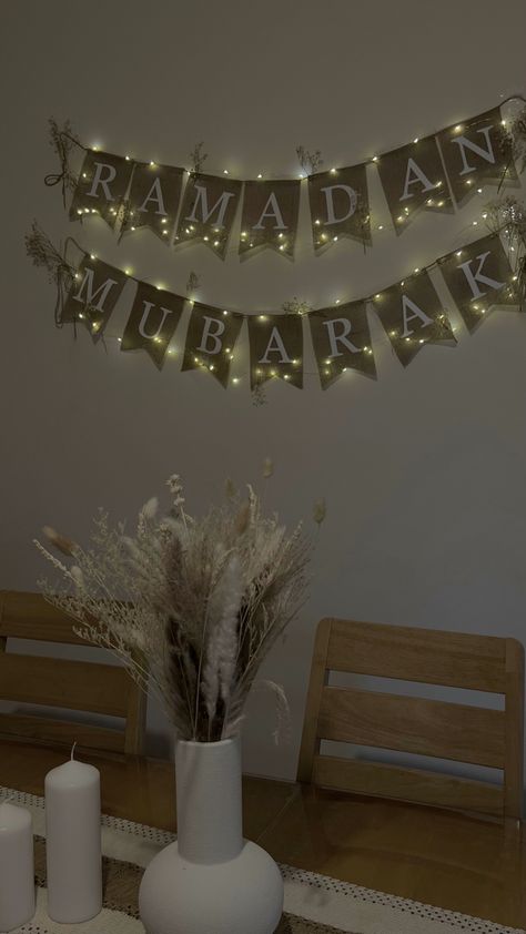 Ramadan decoration Ramadan Vibe, Ramadan Decorations Ideas, Ramadan Iftar Party, Ramadan Home Decor, Putih Aesthetic, Ramadan Table Decor, Eid Ul Fitr Decorations, Ramadan 2025, Nikkah Ideas