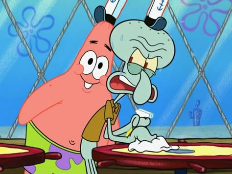 Patrick invading Squidward's personal space Spongebob Iphone Wallpaper, Imagination Spongebob, Spongebob Friends, Squidward Tentacles, Spongebob Funny, Spongebob Wallpaper, Iphone Home Screen Layout, Text Memes, Patrick Star