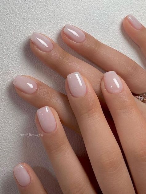 Short Acrylic Milky Nails, Dip Nails Milky White, Milky Off White Nails, Simple Sophisticated Nails, Classy Korean Nails, Sheer Nails Dip, Milky Nails With Design Short, Milky Natural Nails, Natural Milky Nails