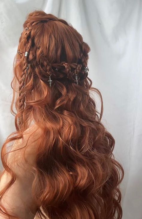 Viking Braids With Jewelry, Fantasy Hairstyles Long Hair, Viking Prom Hair, Elf Braids Hairstyles, Dnd Hairstyles Female, Elven Wedding Hair, Fantasy Hairstyles Princesses, Fantasy Wedding Hair, Viking Bridal Hair