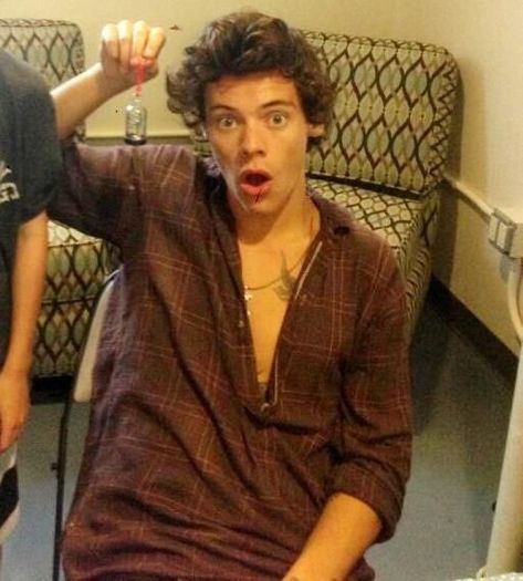 Frat Boy Harry Styles, Harry Styles Hands, Harry Styles 2013, Harry Styles Cute, Frat Boy, Harry Styles Wallpaper, Harry Styles Pictures, Harry Styles Photos, Mr Style