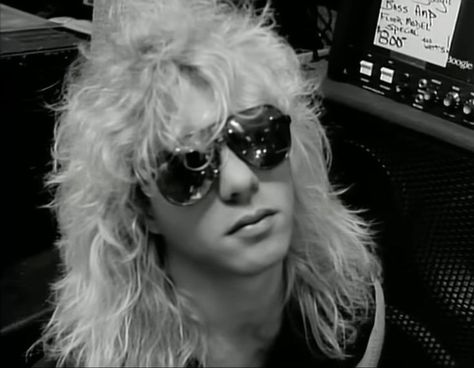 Steven Adler 80s, Steven Adler, Sweet Child O' Mine, Thor Love And Thunder, Love And Thunder, Duff Mckagan, Paradise City, Axl Rose, Welcome To The Jungle