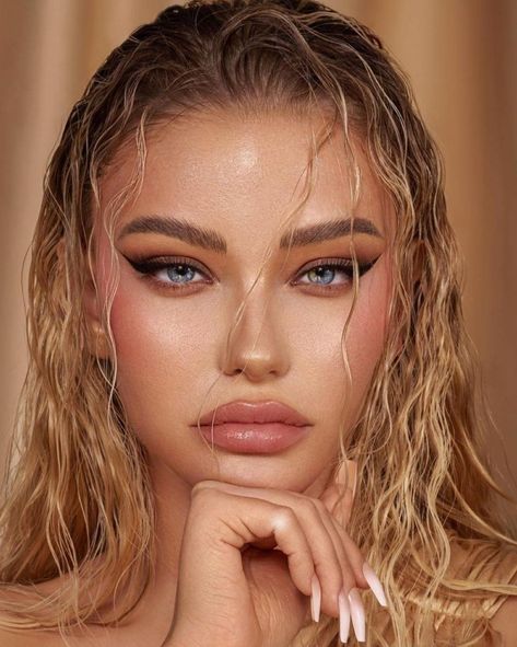 🎀 blondie make-up 🎀 💕Follow for more beauty content: @allyabeauty 💕 . . . . . 💕Follow for more beauty content: @allyabeauty 💕 #makeup #makeupideas #cosmetics #eyemakeup #lashes #beauty #instabeauty #hairstyle #eyeshadow #makeuptutorial #lipstick #makeupoftheday #maquillaje #makeuplook #beautytips #makeupshort #beautyshorts #instadaily #haircsre #skincare #instamakeup #hairtutorial #nudemakeup #easymakeup #makeupvideo #beautyproducts #bridalmakeup #life #modeling Modelling Moodboard, Media Coursework, Faces Female, Wet Look Hair, Nails Products, Makeup Photoshoot, Campaign Shoot, Makeup Portfolio, Beauty Content