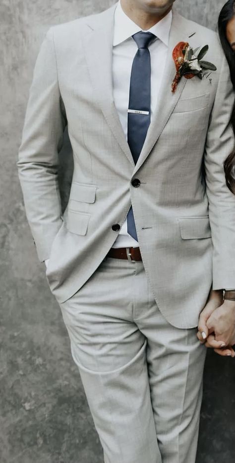 linen suit for LP Grey Suit Beach Wedding, Grey Linen Suit Men, Light Grey Linen Suit, Gray Linen Suit, Single-breasted Linen Wedding Suits, Grey Linen Suit, Men Linen Suit, Fitted Linen Single-breasted Suit, Light Gray Suit