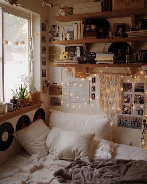 Girl Bedrooms, Teen Girls, Bedroom Ideas, Decor Ideas, Bedroom, Bed, Wall