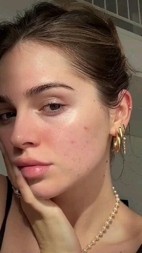 Jessy Hartel Makeup, Classy Eyeliner, Makeup Looks Eyeliner, Eyeliner Makeup Looks, No Make Up Make Up Look, Fresh Makeup Look, Aditi Bhatia, Morning Makeup, Light Makeup Looks