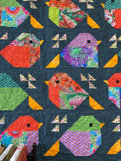 Basic Quilt Patterns, Sparrows Quilt, Bird Quilt Blocks, Basic Quilt, Quilting Designs Patterns, Quilt Square Patterns, Bird Quilt, Scrap Quilt Patterns, Animal Quilts