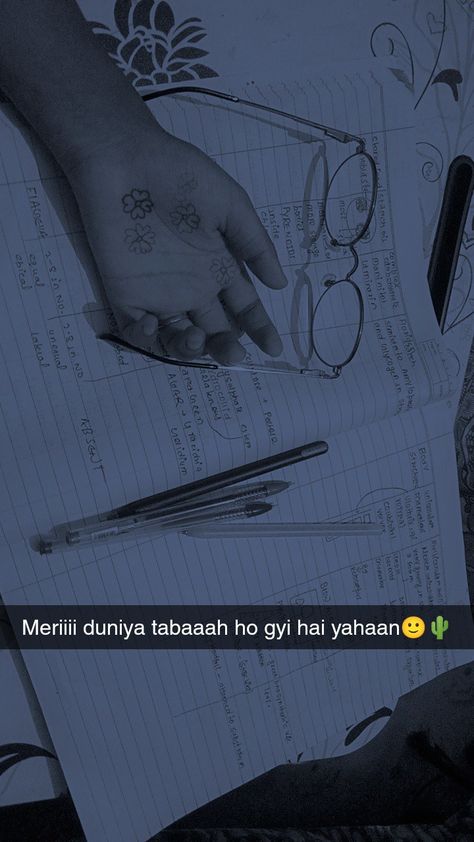 Study Motivation Snap, Snp Streaks Idea, Captions For Study Snaps, Snap Study Streaks, Assignment Snapchat Story, Book Snaps Ideas, Funny Study Snaps Ideas, Assignment Snap, Exam Captions