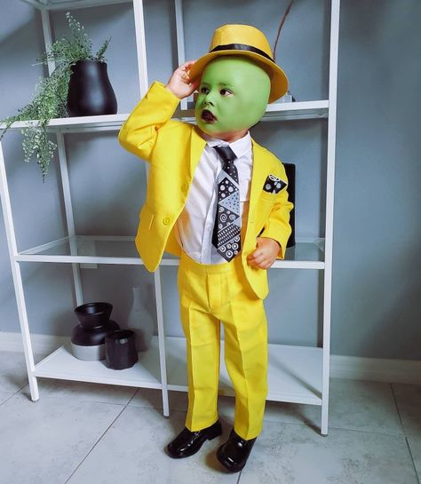 Halloween toddler costume Toddler Boy Costume Ideas, Toddler Boy Halloween Costumes Diy, Brother Halloween Costumes, Funny Diy Costumes, Halloween Toddler Boy, Boys Halloween Costumes Diy, Halloween Fantasia, Toddler Boy Costumes, Toddler Boy Halloween Costumes