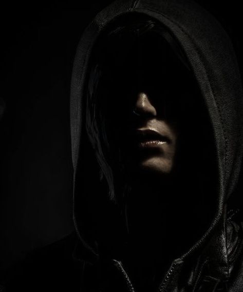 Cloaked Man Aesthetic, Dark Assassin Aesthetic Man, Assasin Aesthetic Fantasy Male, Assasin Aesthetic Male, Hooded Man Aesthetic, Thief Aesthetic Male, Selwyn Kane Aesthetic, Assassin Aesthetic Male, Hooded Figure Aesthetic