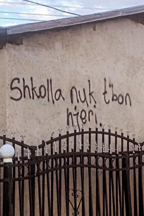 Albanian Quotes Wall, Albanian Quote Shqip, Albanian Wallpaper, Albania Quote, Albanian Quotes, Funny Mugshots, Albanian Quote, Wall Writing, Done Quotes