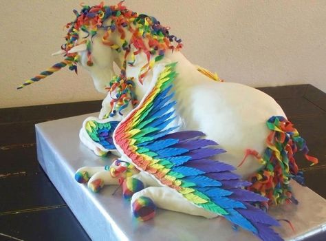 Unicorn cake...man, I'm not sure what's more awesome, that or the fire breathing Dragon one! Gökkuşaği Pasta, Torte Creative, Rainbow Unicorn Cake, Horse Cake, Torte Cupcake, Baby Cakes, Crazy Cakes, Unique Cakes, Cupcake Cake