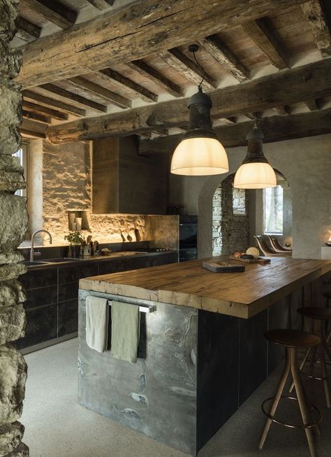 Small Stone House, Industrial Kitchen Island, Rustic Kitchen Island, Old Stone Houses, Outdoor Kitchen Island, Rustic Modern Kitchen, Interior Design Per La Casa, Cabin Kitchens, Stone Walls