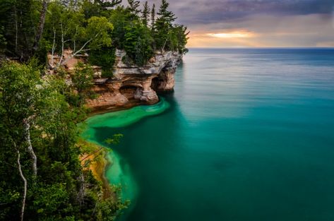 Pictured Rocks Michigan, Pictured Rocks National Lakeshore, Michigan Road Trip, Michigan Vacations, Michigan Travel, Mackinac Island, Upper Peninsula, Northern Michigan, Lake Michigan