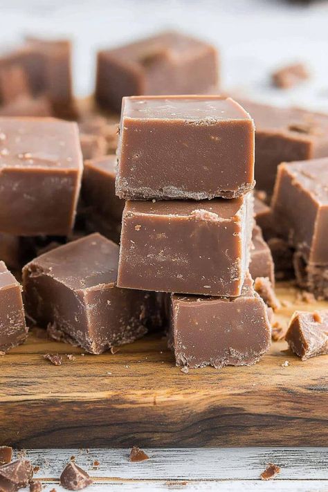 OLD FASHIONED FUDGE Fudge Recipes Old Fashioned, Old Fashion Fudge Homemade, Old Time Fudge Recipe, Old Fashioned Fudge Recipe, Fudge From Scratch, Old Fashion Fudge, Cocoa Powder Fudge Recipe, Home Made Fudge, Old Fashioned Chocolate Fudge