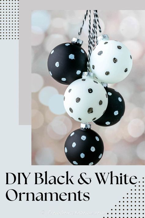 White Ornaments Diy, Dot Christmas Ornaments, Black And White Christmas Ornaments, Black And White Ornaments, Black Christmas Tree Decorations, Christmas Tree Colour Scheme, Polka Dot Christmas, Black Christmas Decorations, Black And White Christmas